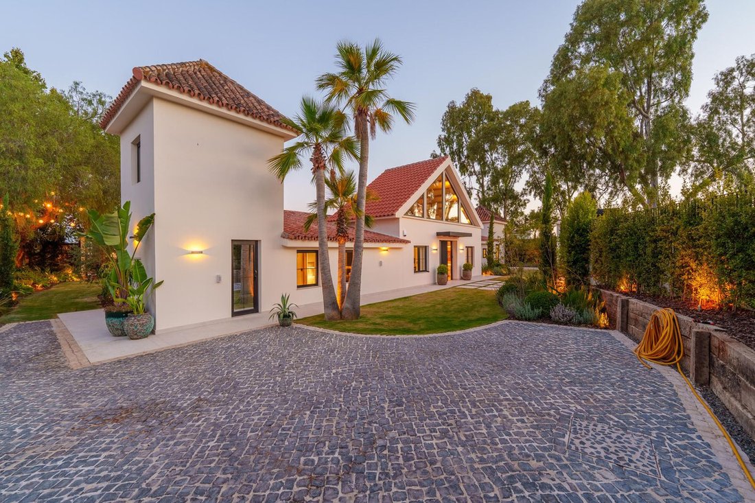 Villa in Puerto Banus, Marbella, Spain 2 - 19021230