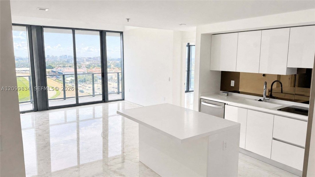 Condo in Hallandale Beach, Florida, United States 3 - 19023379