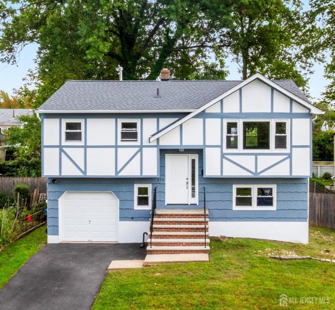 House in Woodbridge Township, New Jersey, United States 1 - 19030432
