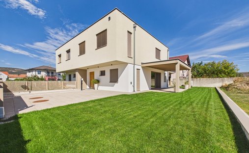 Maison à Weikersdorf am Steinfelde, Basse-Autriche, Autriche 1