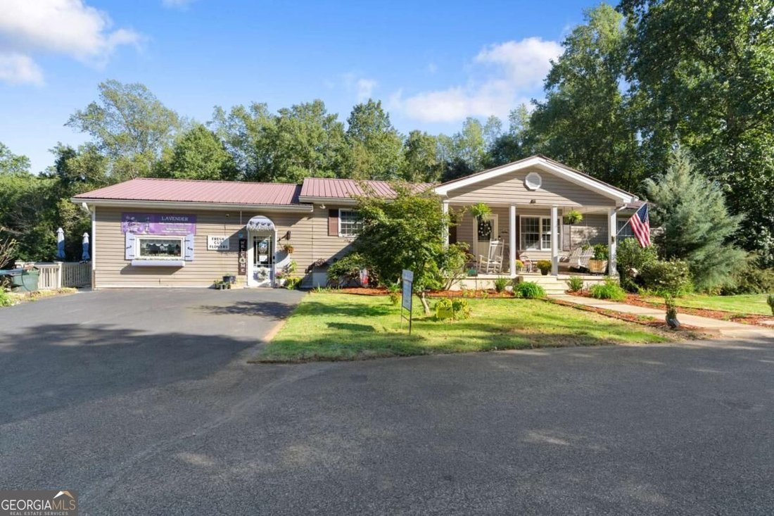 House in Dahlonega, Georgia, United States 1 - 19024341