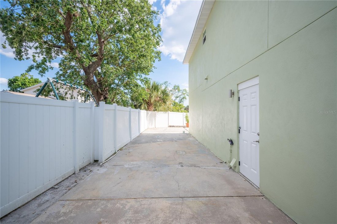 House in Tampa, Florida, United States 4 - 19027154