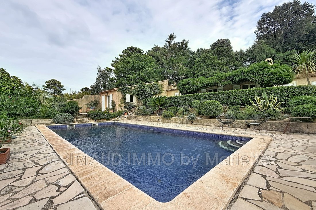 Villa en La Garde-Freinet, Provenza-Alpes-Costa Azul, Francia 1 - 19027800