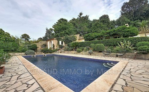 Villa a La Garde-Freinet, Provenza-Alpi-Costa Azzurra, Francia 1