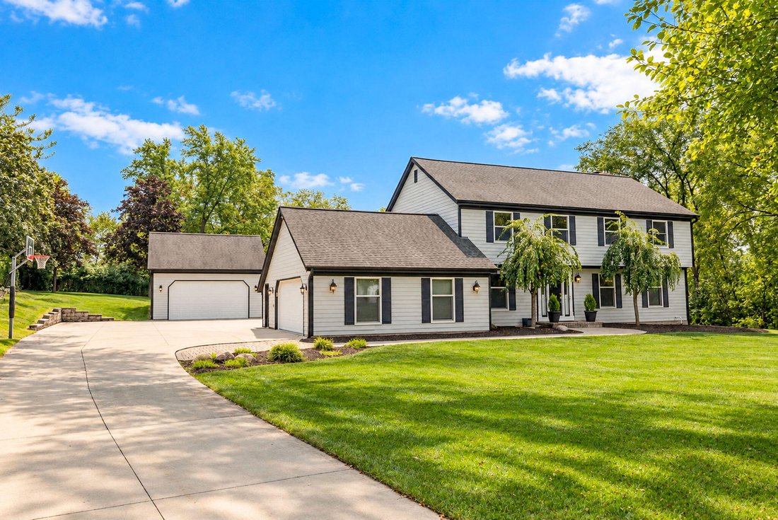 House in Thiensville, Wisconsin, United States 1 - 19031817