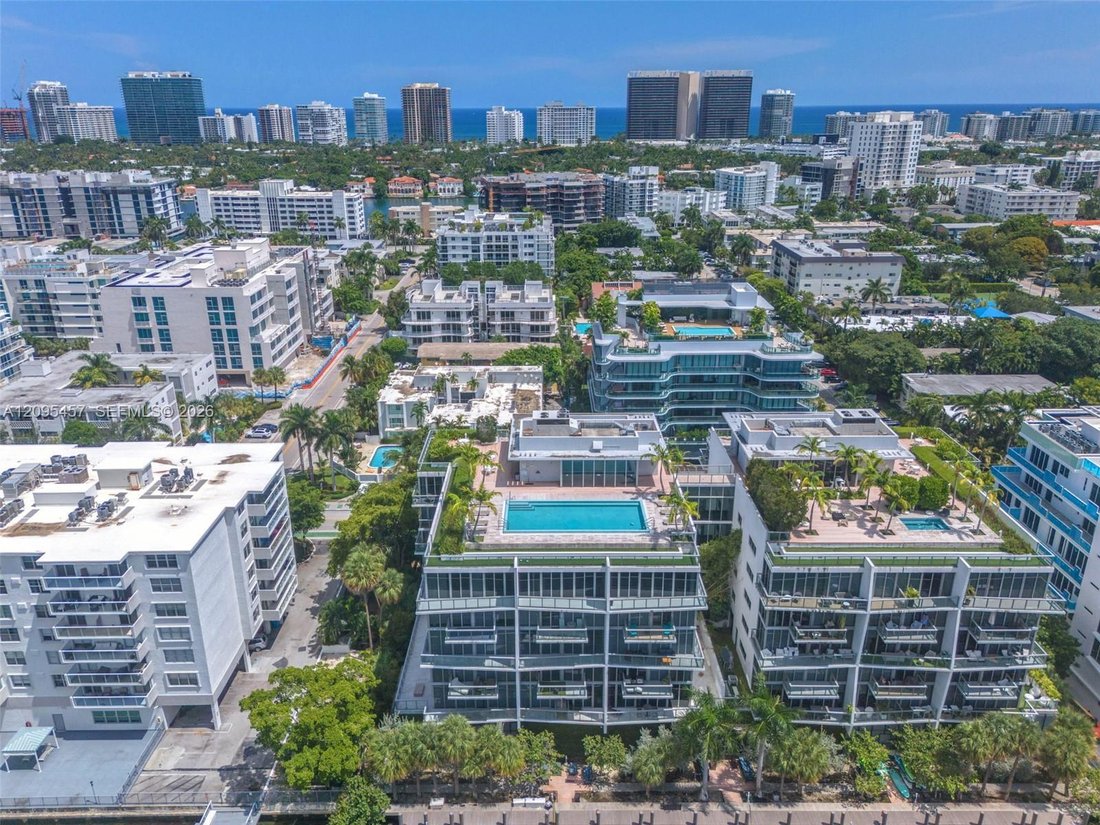 Condo in Bal Harbour, Florida, United States 3 - 19025269