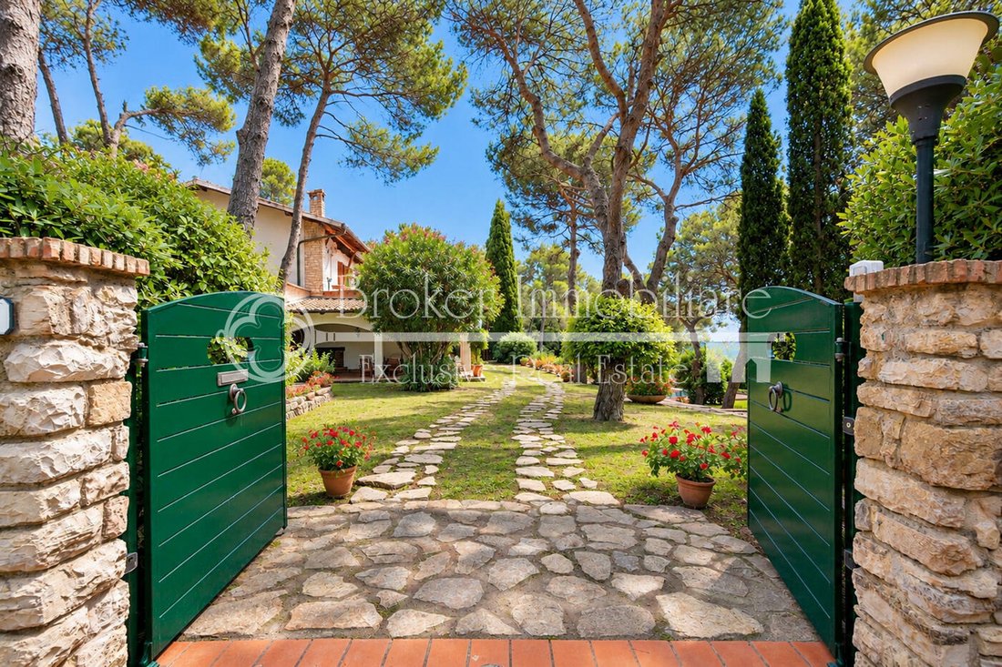 Villa in Porta a Mare - Cappuccini, Livorno, Tuscany 2 - 19032857