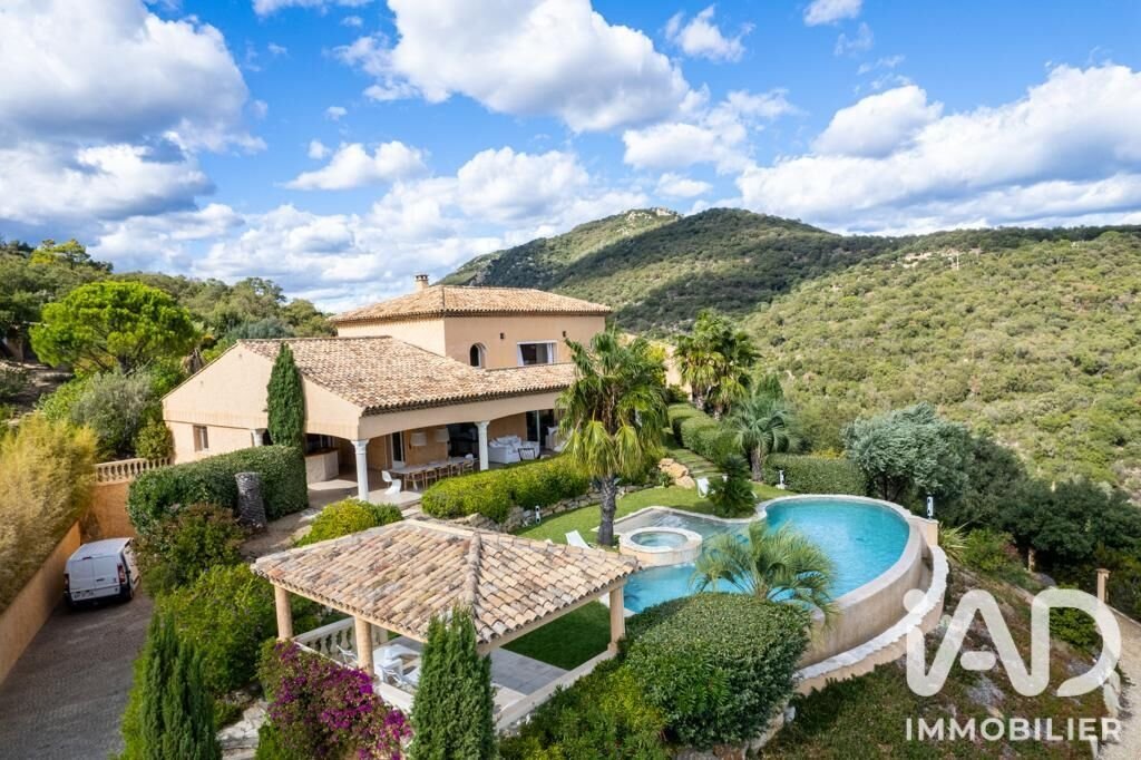 House in Grimaud, Provence-Alpes-Côte d'Azur, France 1 - 19033161