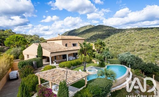 Maison à Grimaud, Provence-Alpes-Côte d'Azur, France 1
