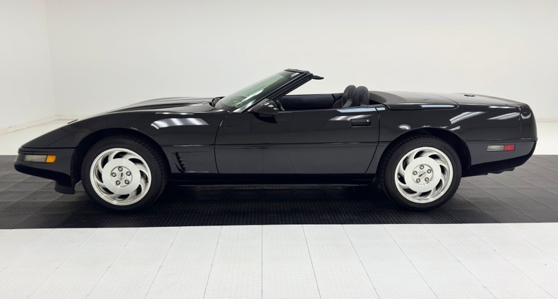Cabriolet in Morgantown, United States 4 - 19027279