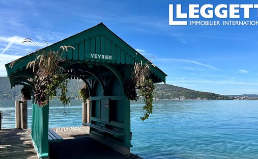 Appartamento a Veyrier-du-Lac, Auvergne-Rodano-Alpi, Francia 1