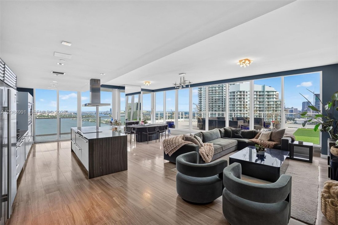 Condo in Miami, Florida, United States 5 - 19024946