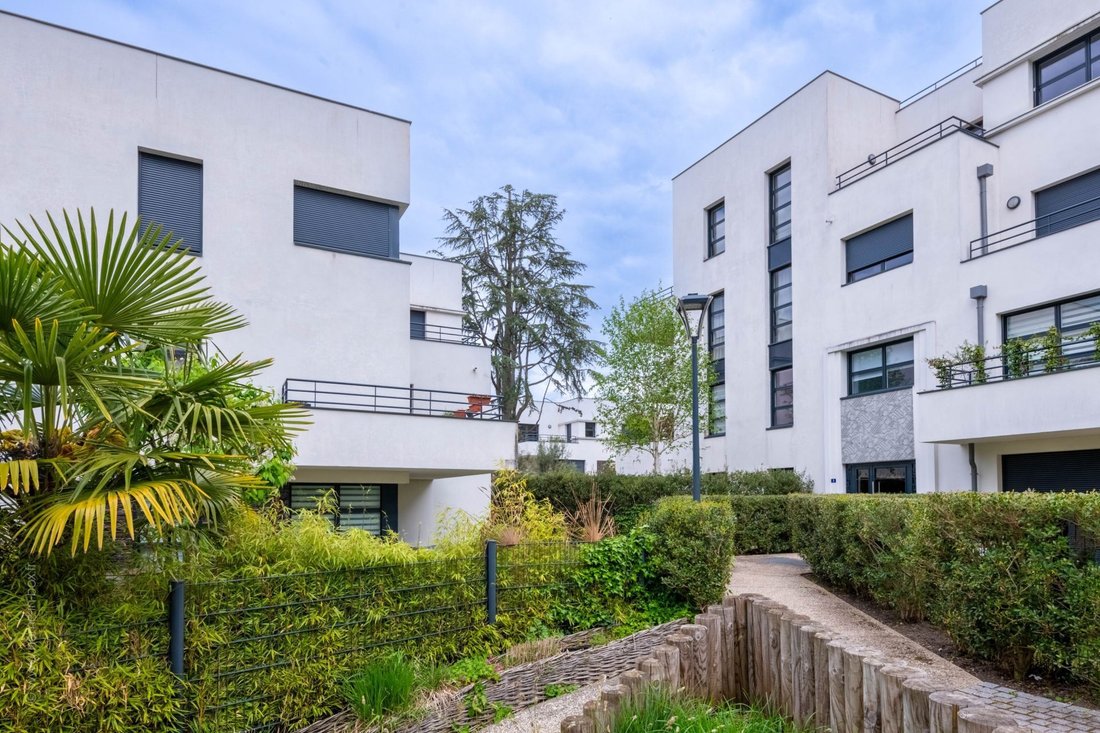 Appartamento a Centre Ville, Rueil-Malmaison, Francia 2 - 19029808