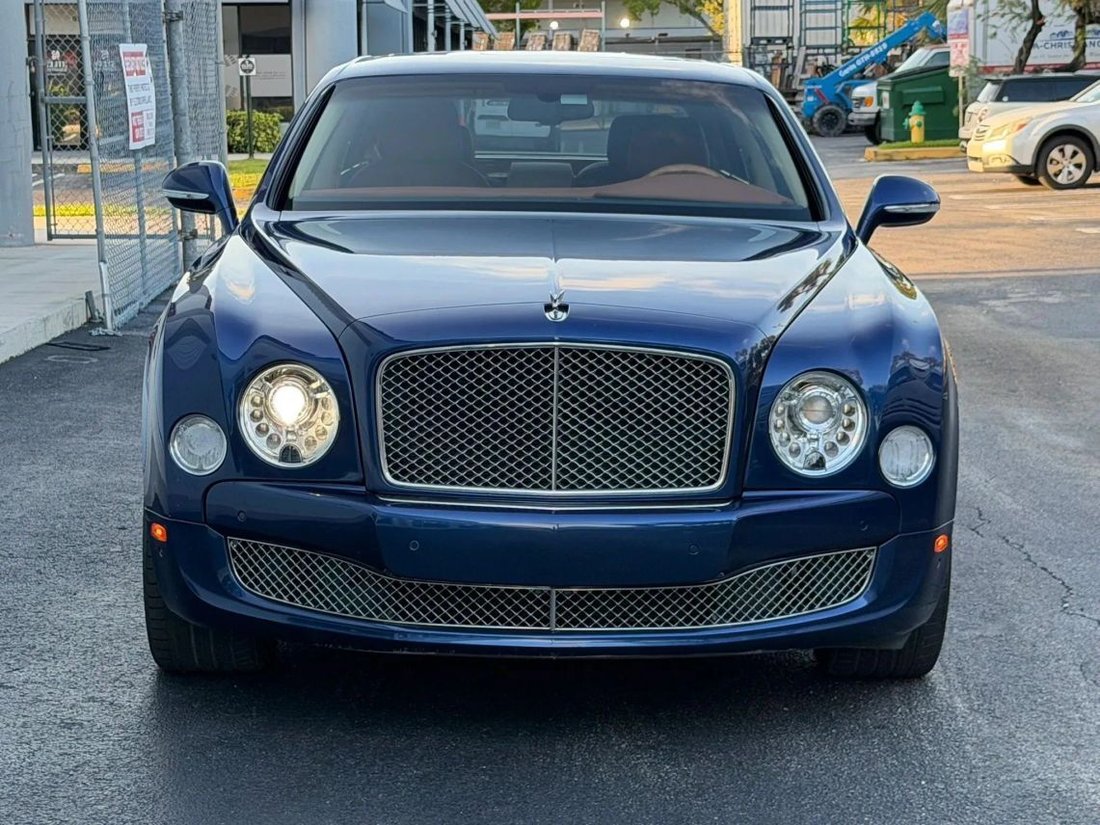 Sedan in Boynton Beach, FL, United States 3 - 19025723
