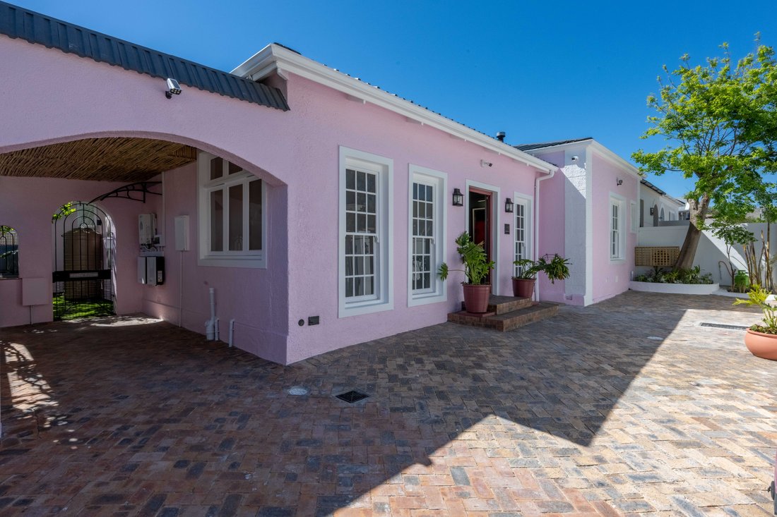 House in Claremont, Southern Suburbs, Cape Town 3 - 19028495