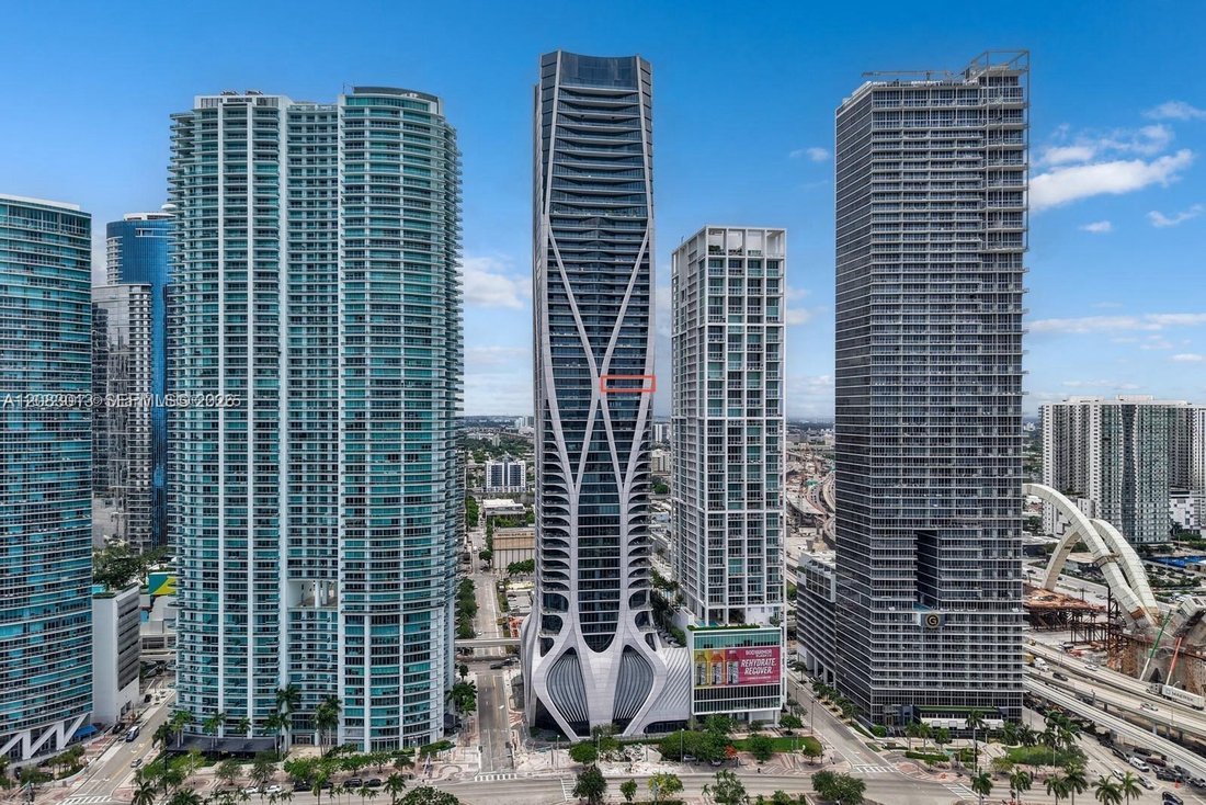 Condo in Miami, Florida, United States 3 - 19025095