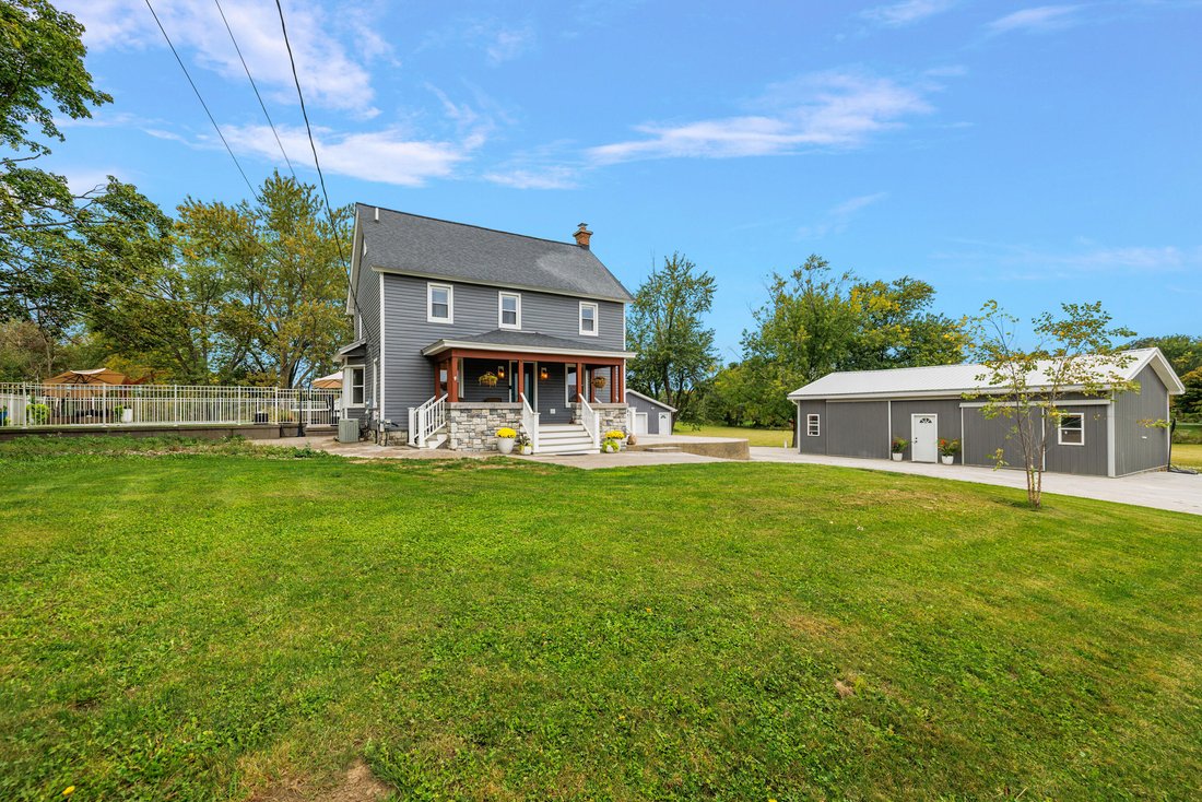 House in Saline, Michigan, United States 5 - 19028095