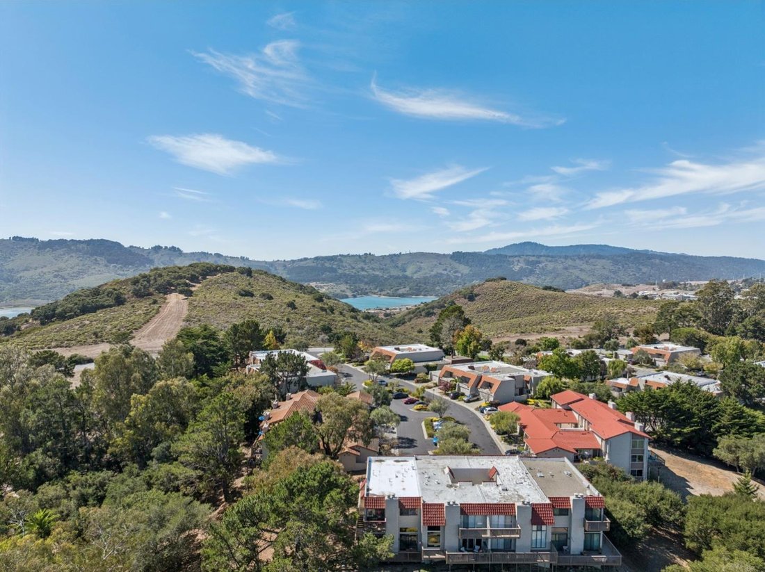 Townhouse in Belmont, California, United States 2 - 19020929