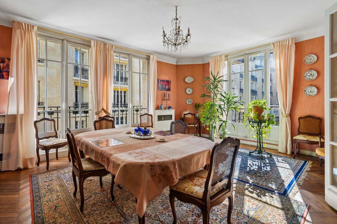 Apartment in Bois de Boulogne, Paris 16e Arrondissement, Paris 2 - 19028141