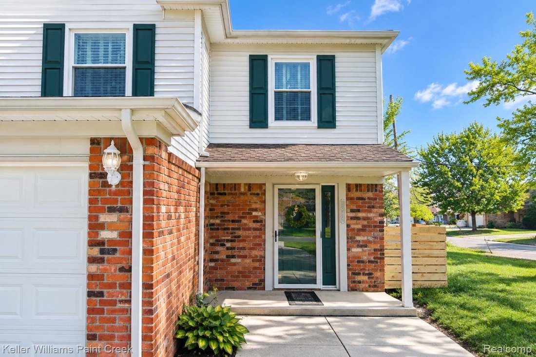House in Troy, Michigan, United States 5 - 19021146