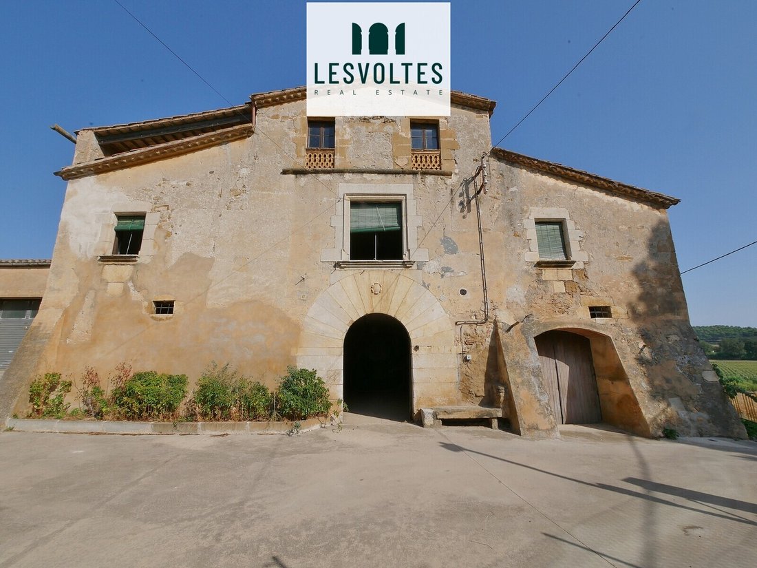 Casa en La Bisbal del Ampurdán, Cataluña, España 2 - 19032585