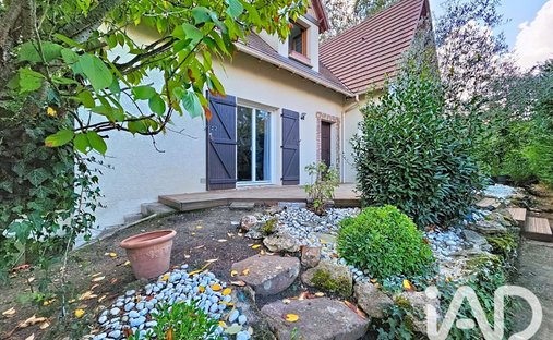 Casa en Fargeau-Tilly-Wimpey, Saint-Fargeau-Ponthierry, Francia 1