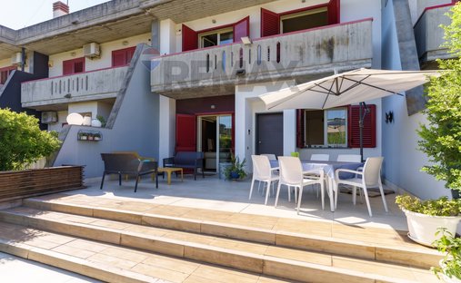 Villa in Gravina di Catania, Sicily, Italy 1