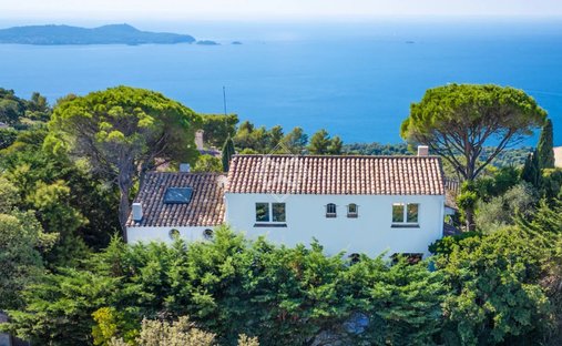 Villa à Carqueiranne, Provence-Alpes-Côte d'Azur, France 1