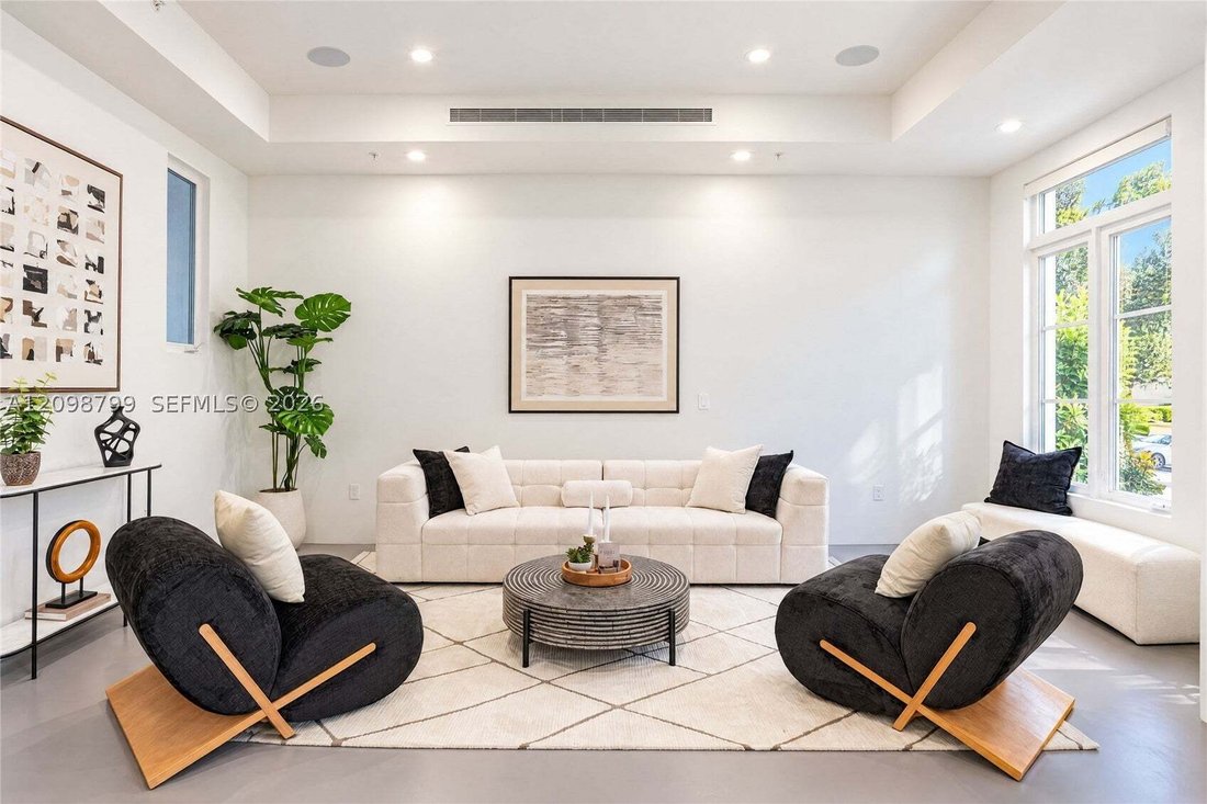 Townhouse in Coral Gables, Florida, United States 4 - 19020349