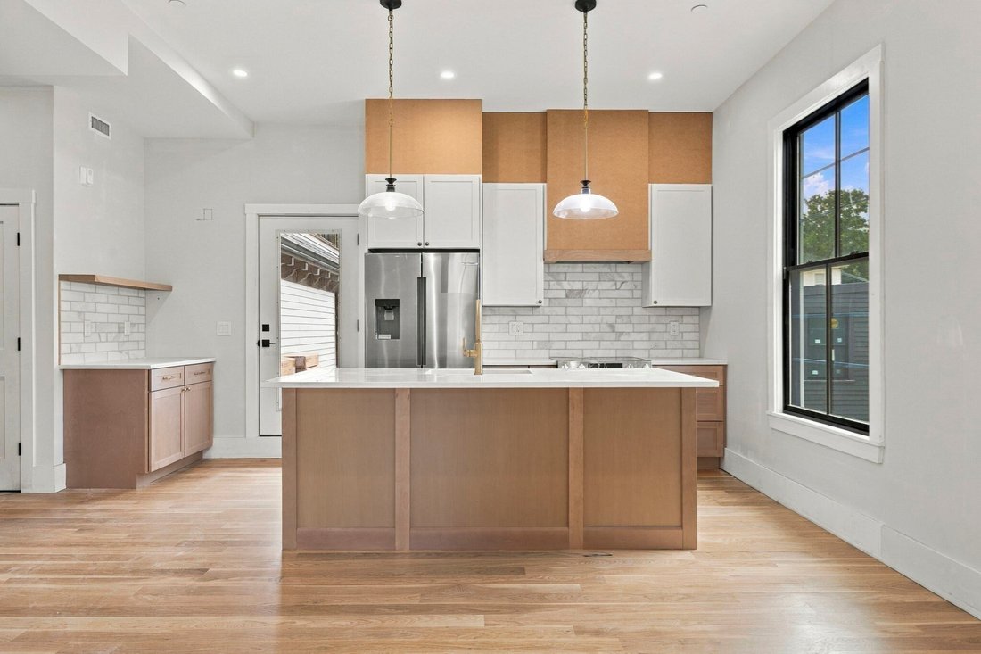 Condo in Boston, Massachusetts, United States 3 - 19028536