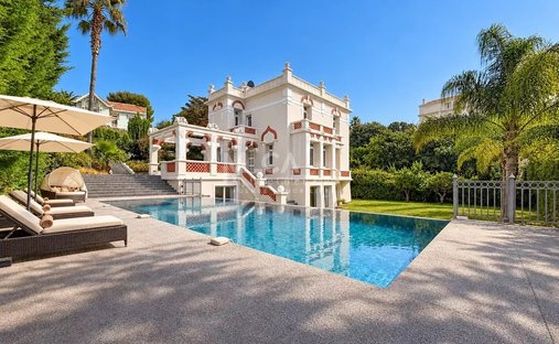 Villa à Antibes, Provence-Alpes-Côte d'Azur, France 1