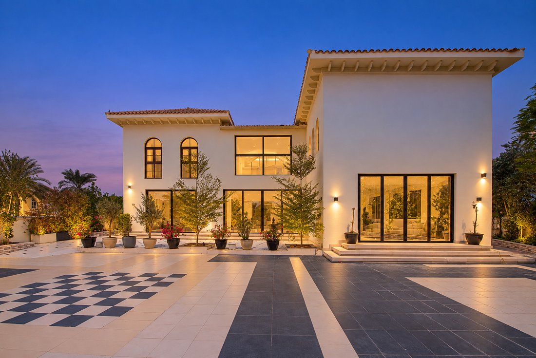 Villa in Al Wasl, Dubai, United Arab Emirates 1 - 19031815