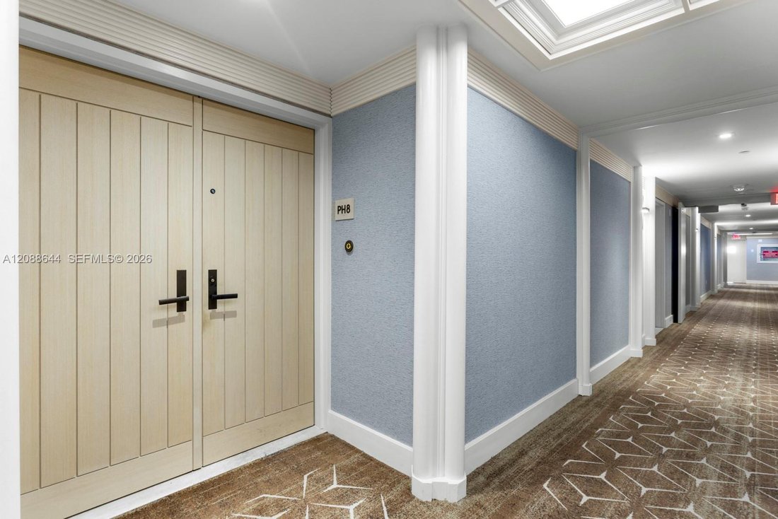 Condo in Miami, Florida, United States 5 - 19025173