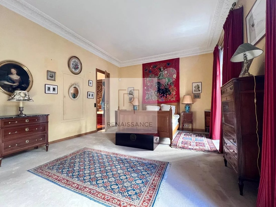 Appartamento a Triangle d'Or, Paris 8e Arrondissement, Parigi 5 - 19029353