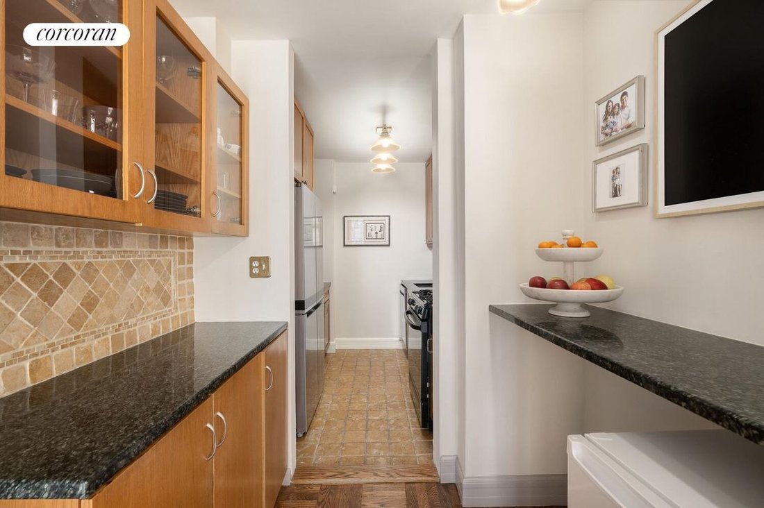 Co Op in New York, New York, United States 5 - 19022438