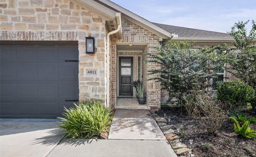 House in Fulshear, Texas, United States 1