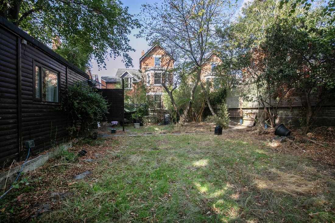 House in Oval, Lambeth (Greater London), England 5 - 19023004