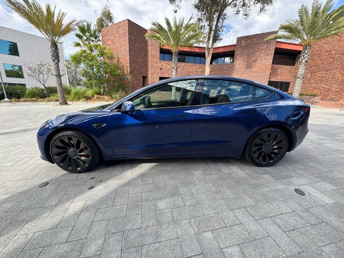 Sedan in Riverside, CA, United States 5 - 19029679