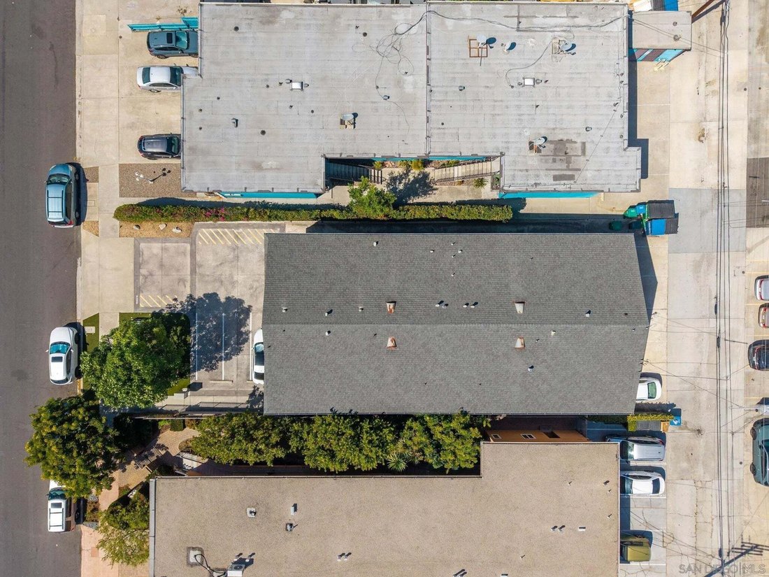 San Diego, California, United States 3 - 19024518