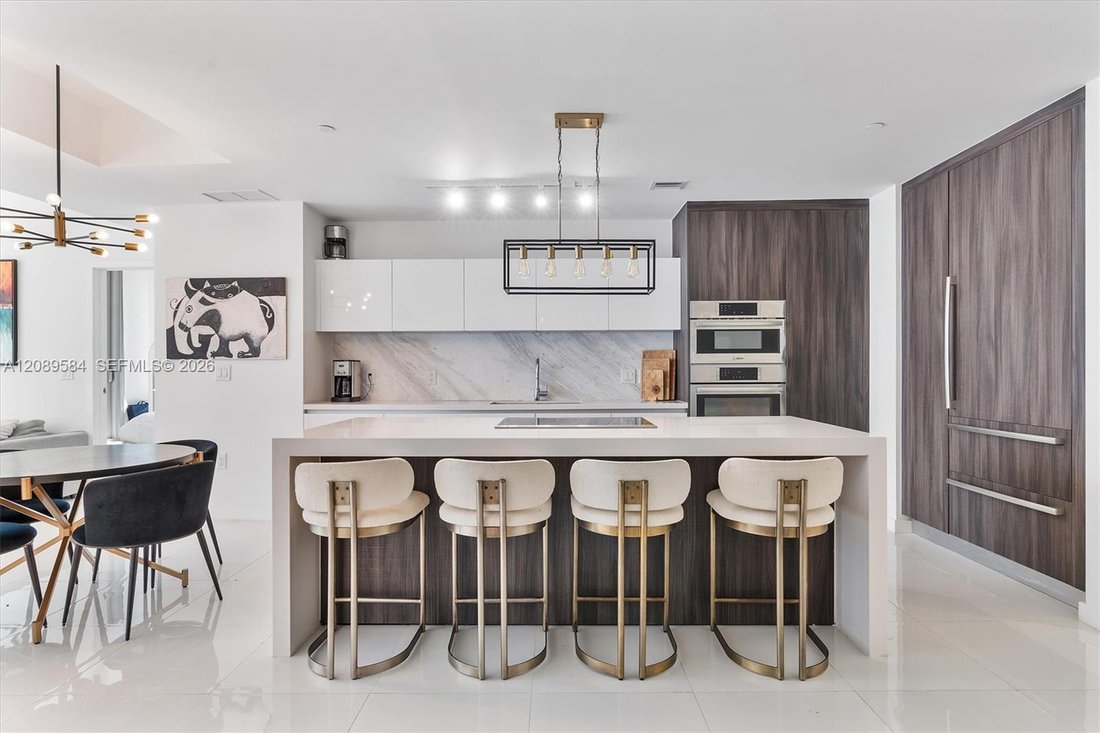 Condo in Miami, Florida, United States 4 - 19025041