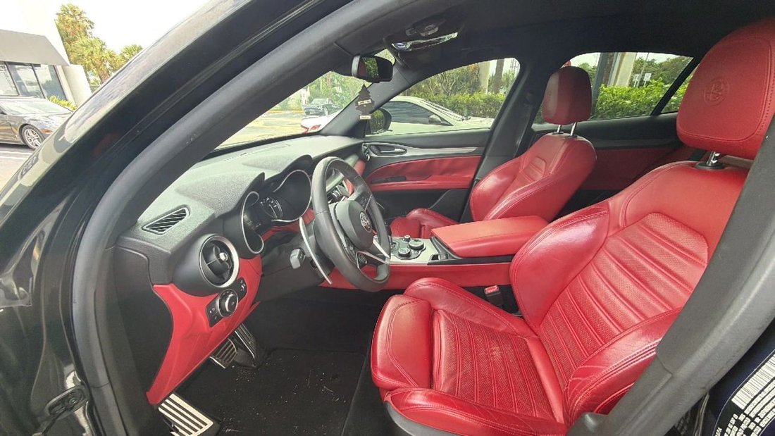 Suv in Boynton Beach, FL, United States 5 - 19025770