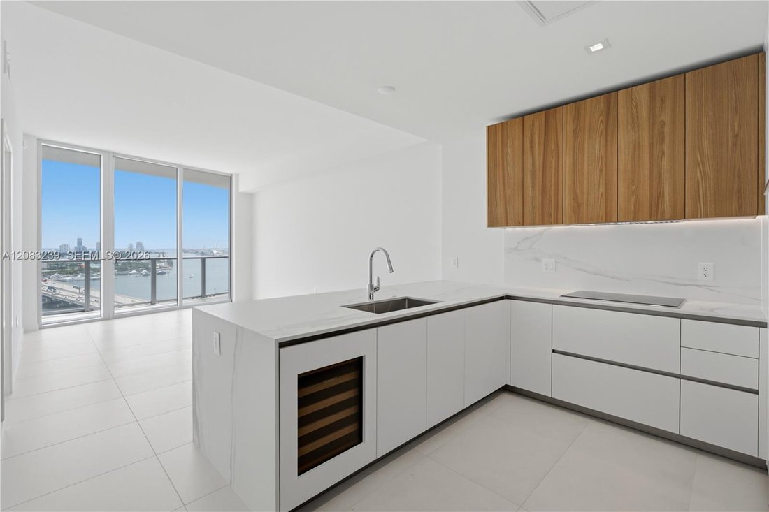 Condo in Miami, Florida, United States 2 - 19025228