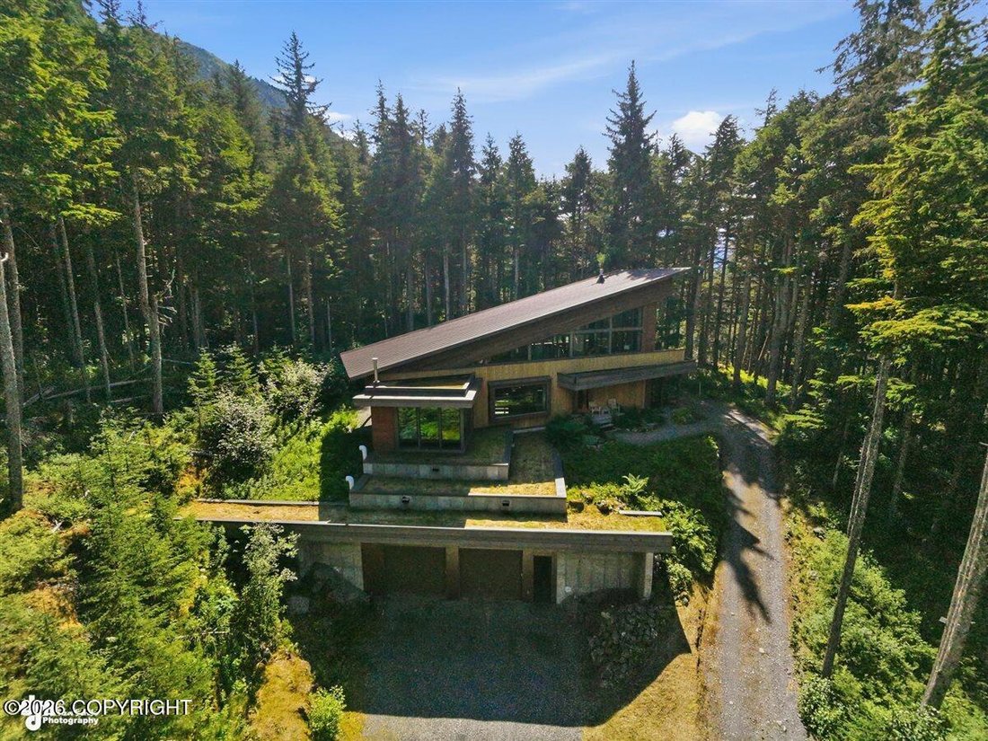 House in Anchorage, Alaska, United States 1 - 19029167