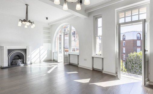 Penthouse in Barons Court, Hammersmith and Fulham, England 1