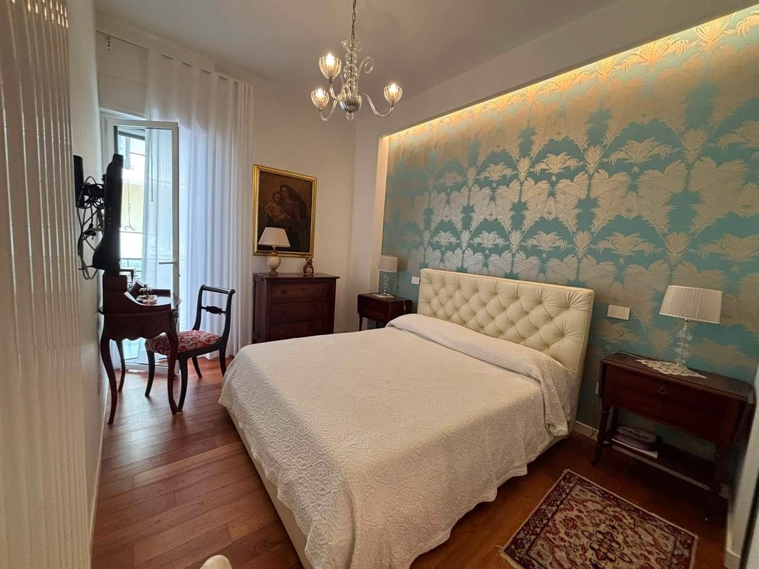 Apartment in Centro, Salerno, Campania 3 - 19025102