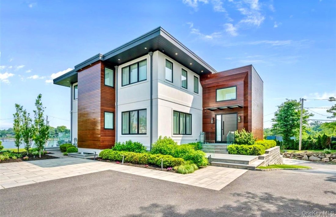 House in Saddle Rock, New York, United States 1 - 19023471