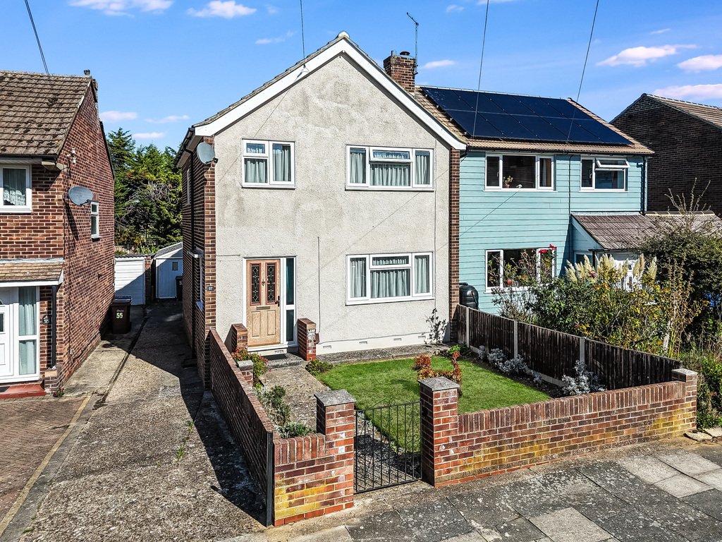 House in Moulsham Lodge, Chelmsford, England 1 - 19029252