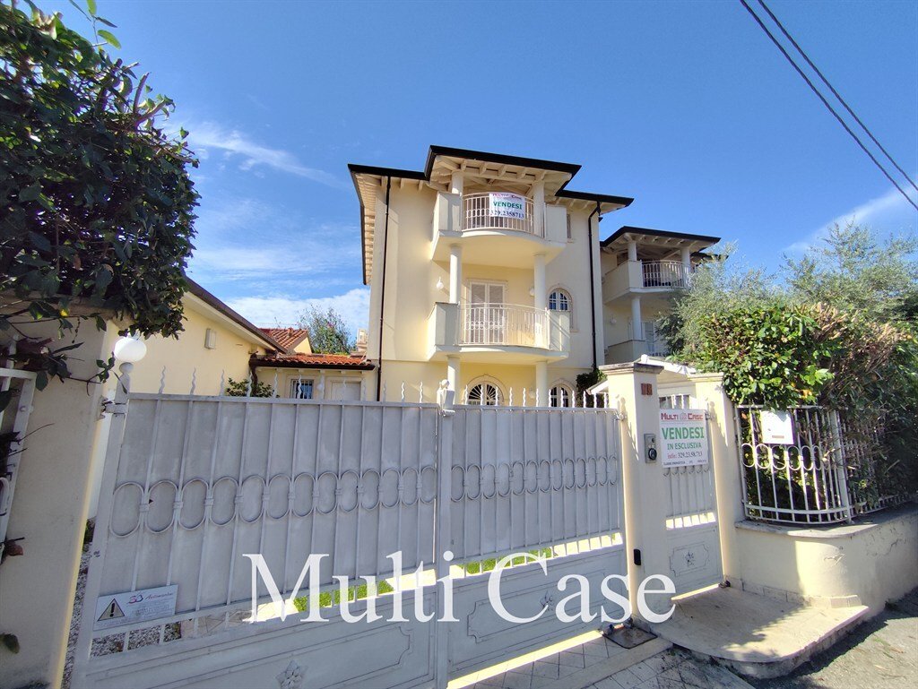 Villa in Motrone, Pietrasanta, Italy 4 - 19034193