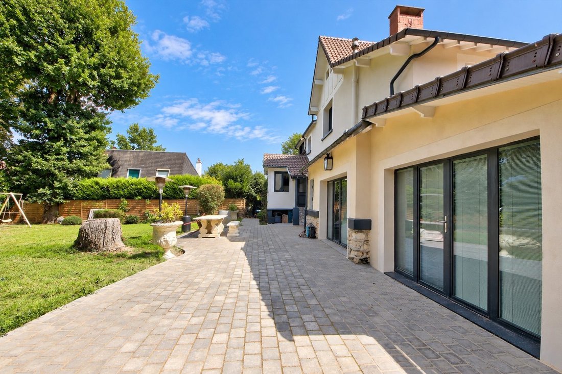 House in Gressets-Centre-Garenne-Bechevet, La Celle-Saint-Cloud, France 3 - 19027745
