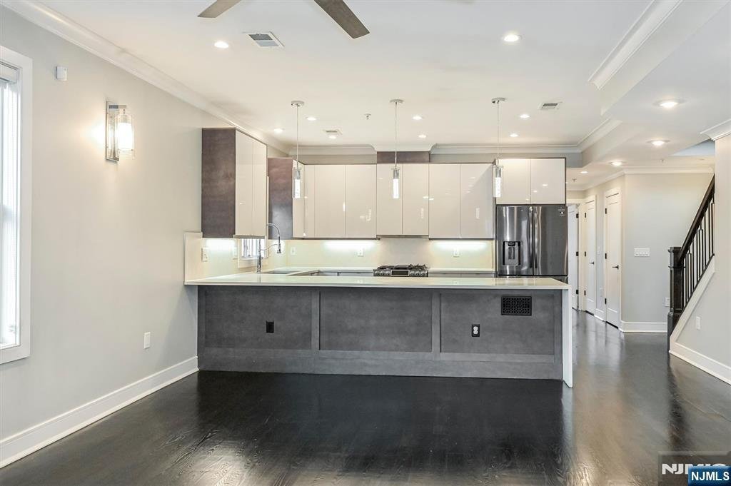Condo in Jersey City, New Jersey, United States 5 - 19023809